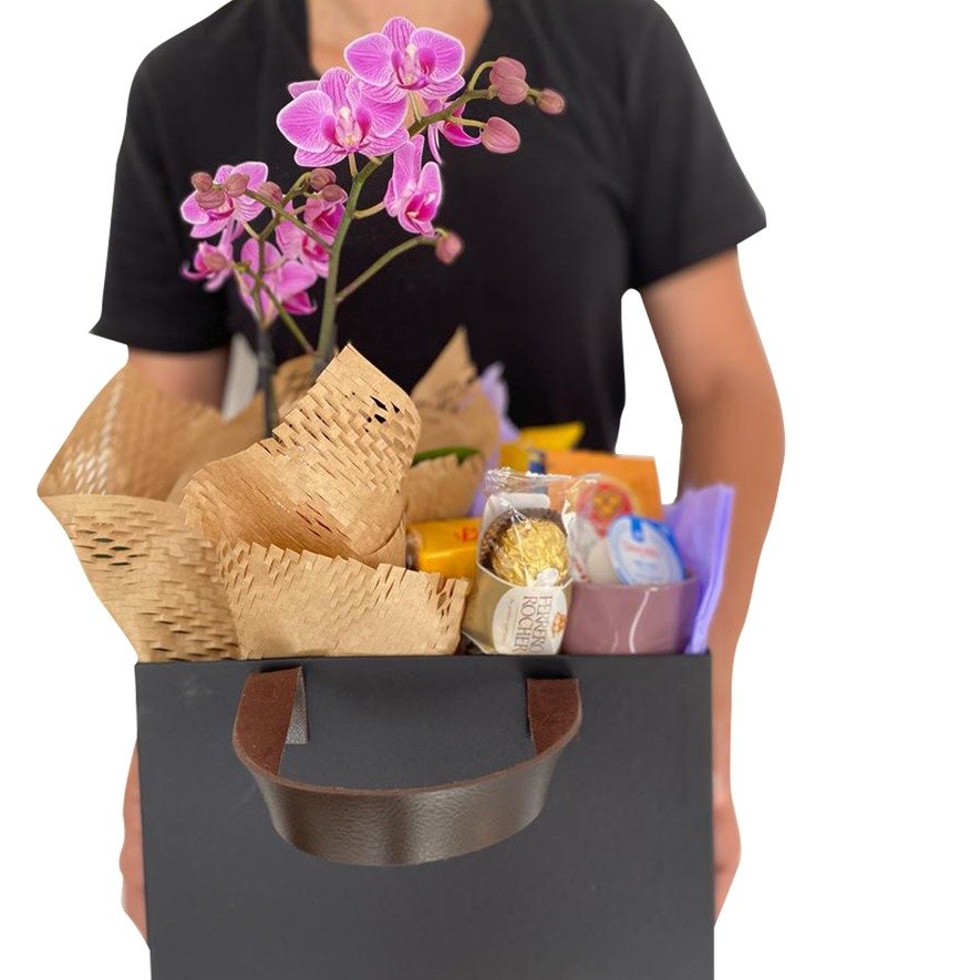 Cesta Café com Orquídea, Caneca e Chocolate - vista alternativa
